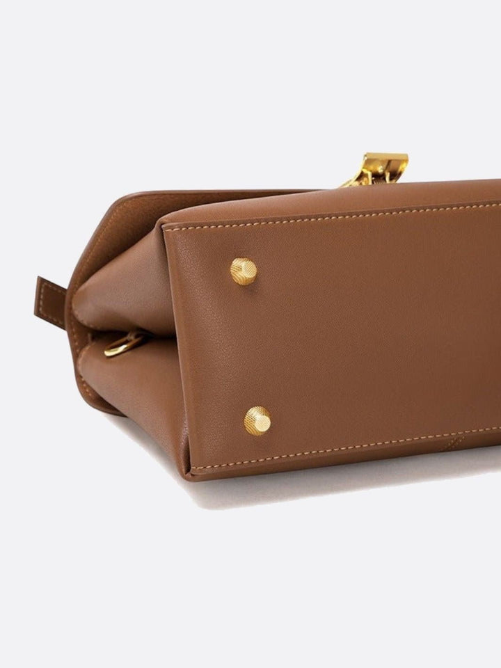 Trapeze leather handbag 