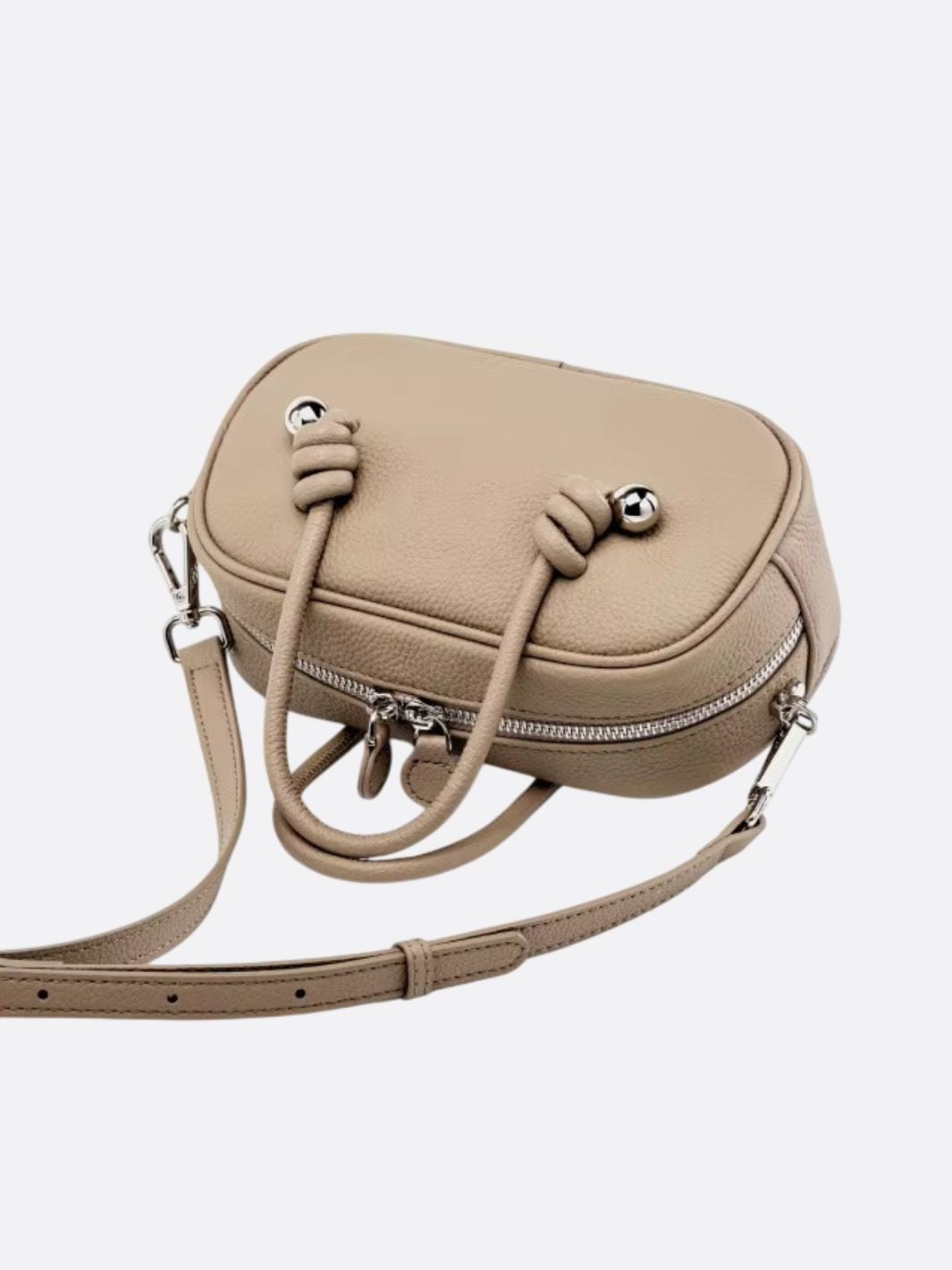 Rectangular leather handbag