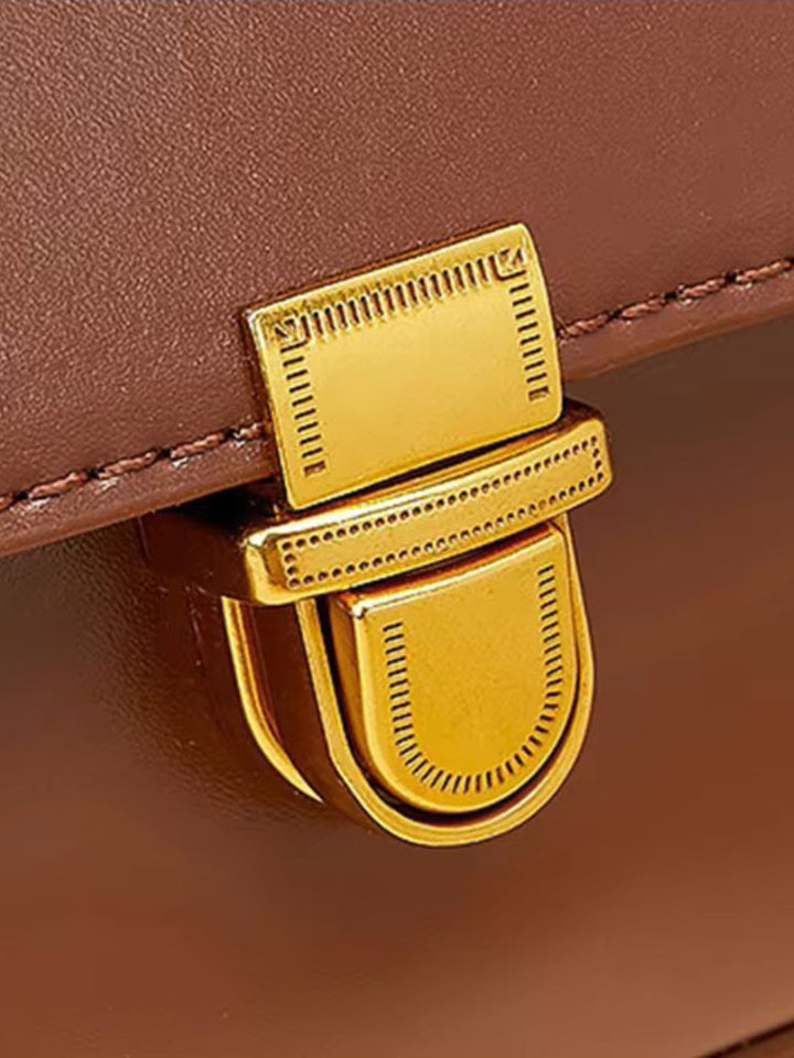 Retro baguette bag