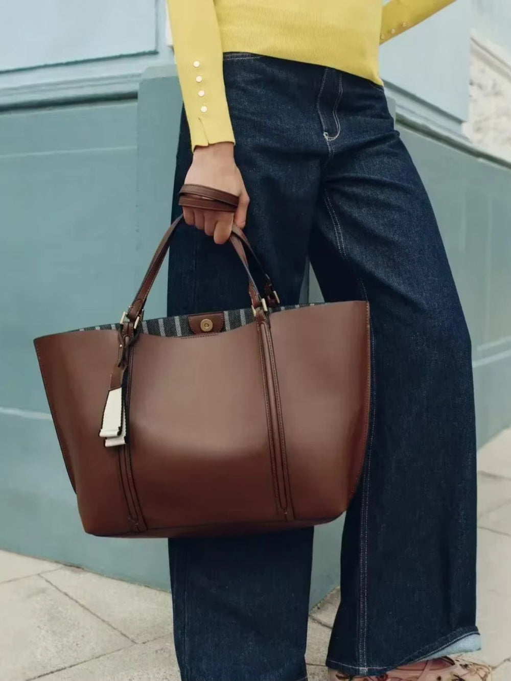 sac cabas cuir lisse